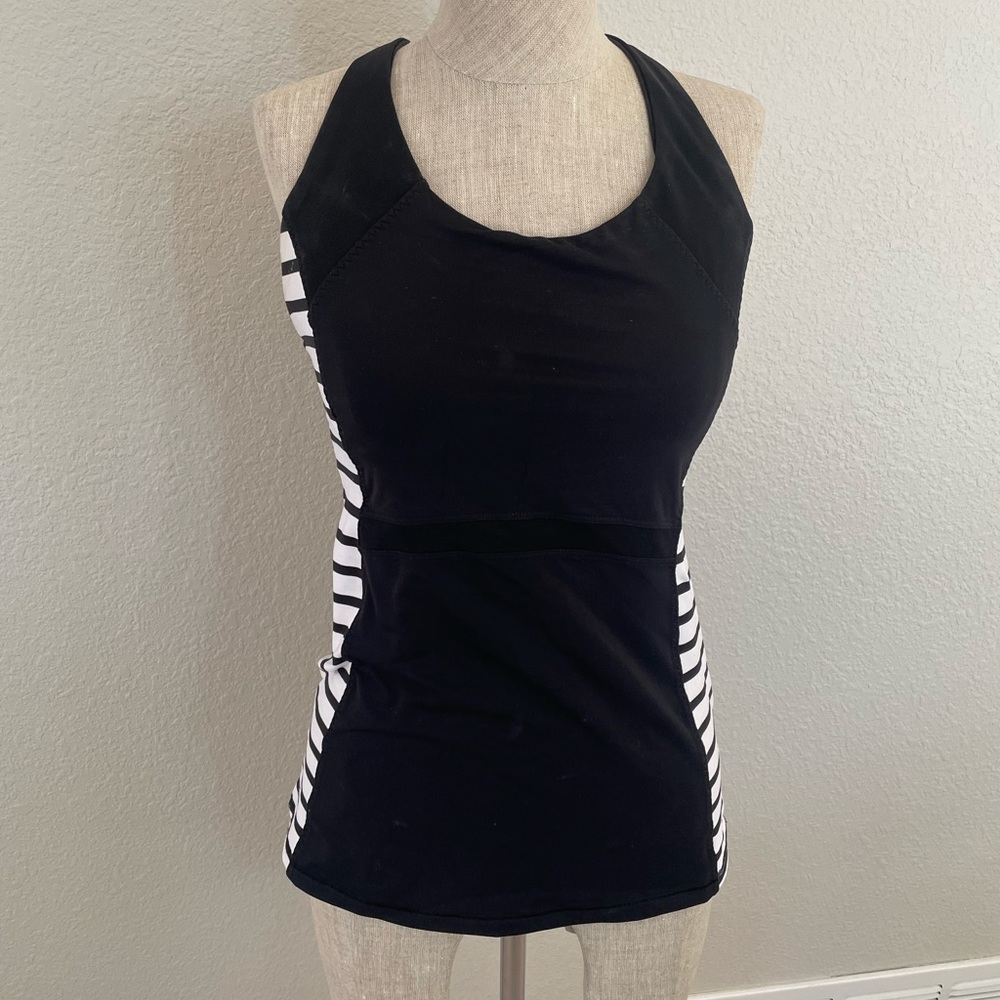 Athleta racer back workout top small